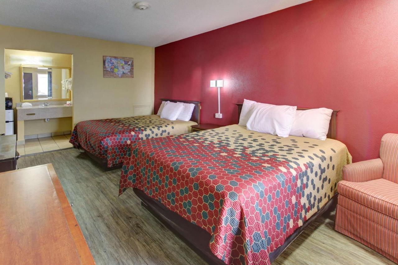 Econo alojamiento Town Center Hotel Virginia Beach Exterior foto